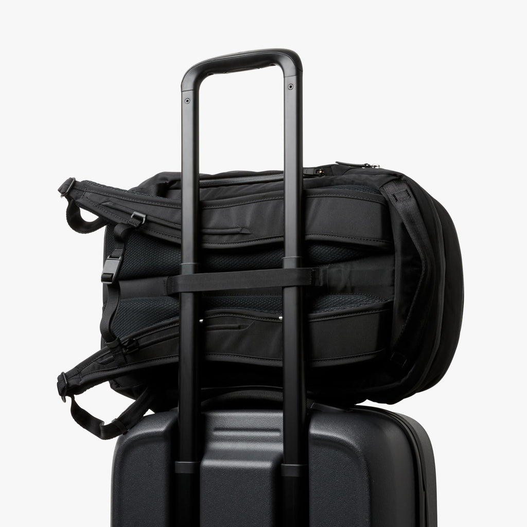 Bellroy Transit Workpack Pro (22L work bag/commuter backpack, fits 16” laptops; organization for travel and commutes)